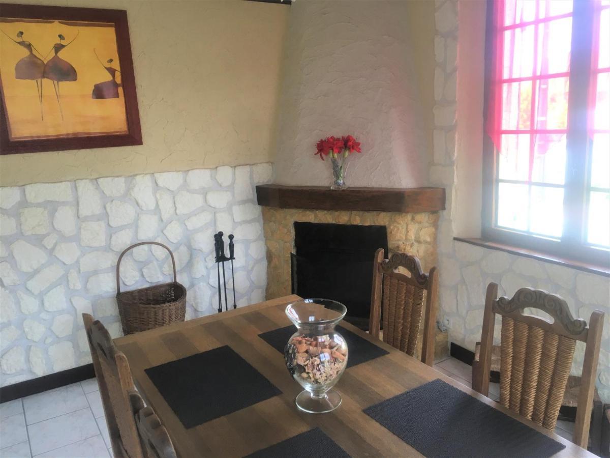La Cle Des Champs Villa Longueval Bagian luar foto