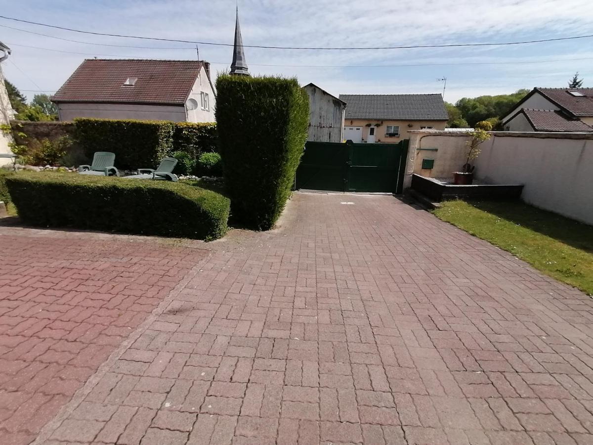 La Cle Des Champs Villa Longueval Bagian luar foto