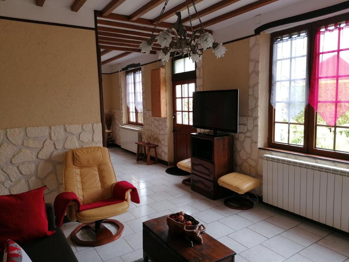 La Cle Des Champs Villa Longueval Bagian luar foto