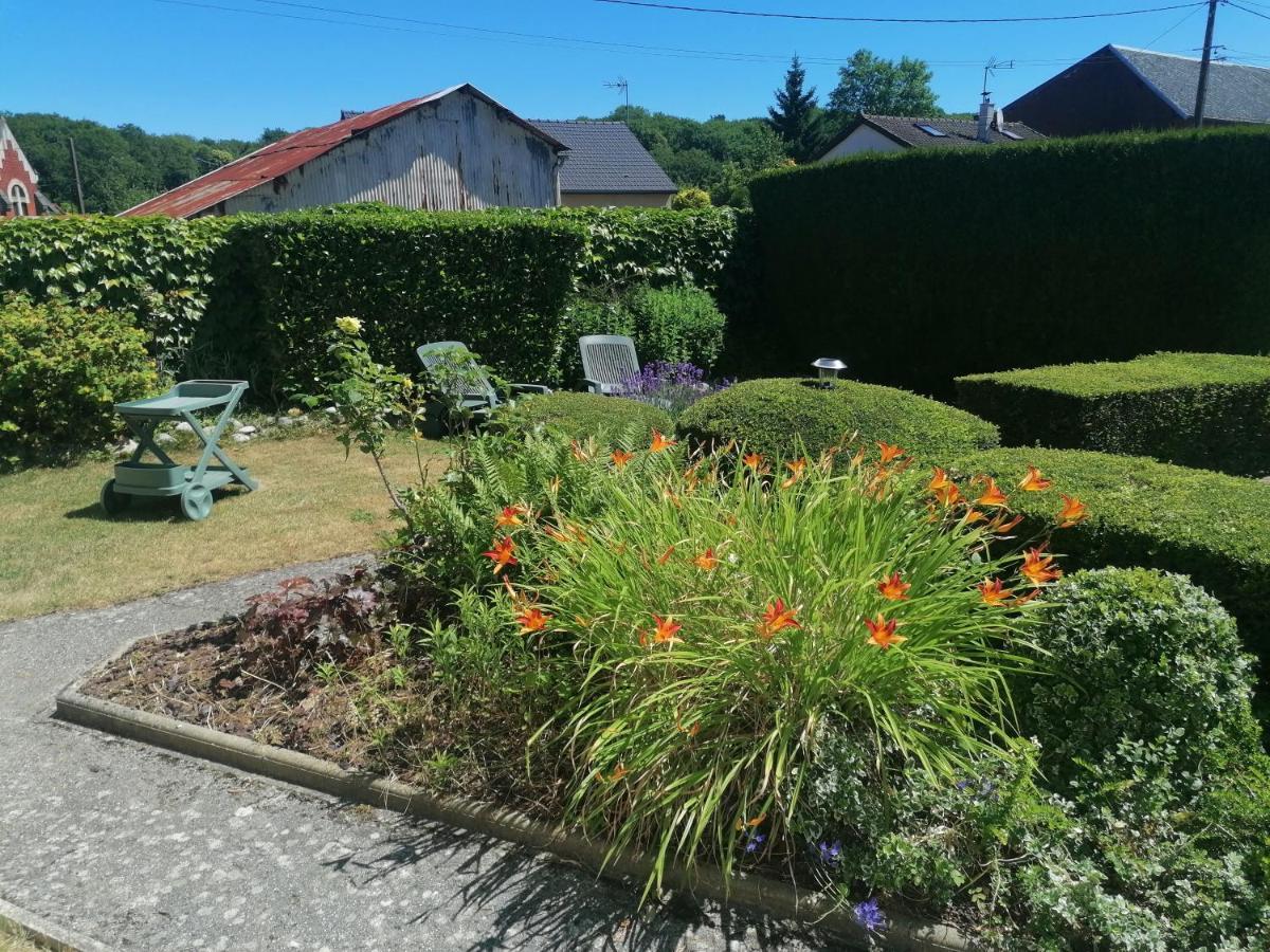 La Cle Des Champs Villa Longueval Bagian luar foto